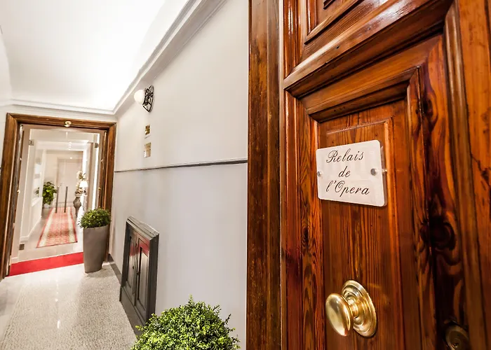 Relais De L'Opera Bed & Breakfast Rome