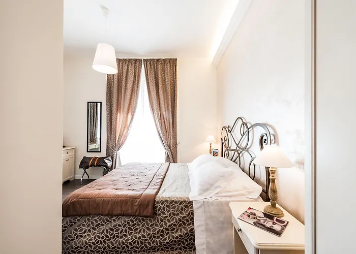 Relais De L'Opera Bed & Breakfast Rome
